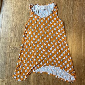 Cats, cats , cats! Pretty orange tank